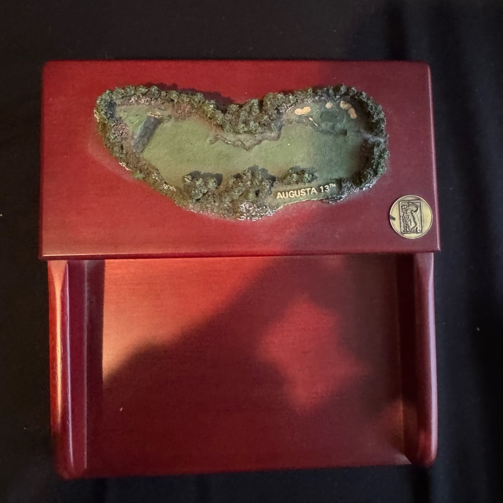 Fairway Replicas Augusta 13th hole Collector Box